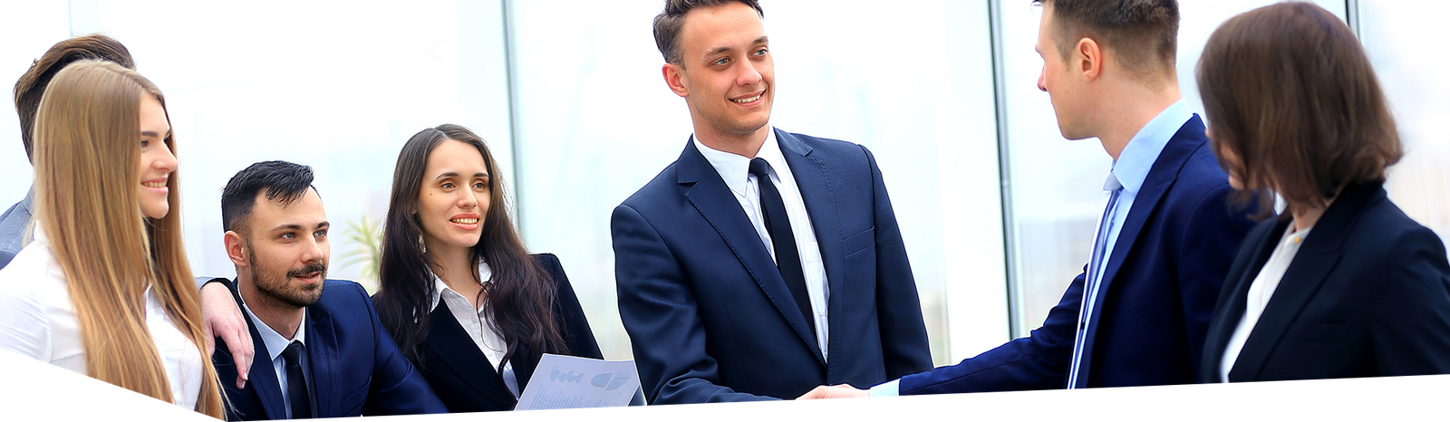 Empowering Field Agents with Real-time Information